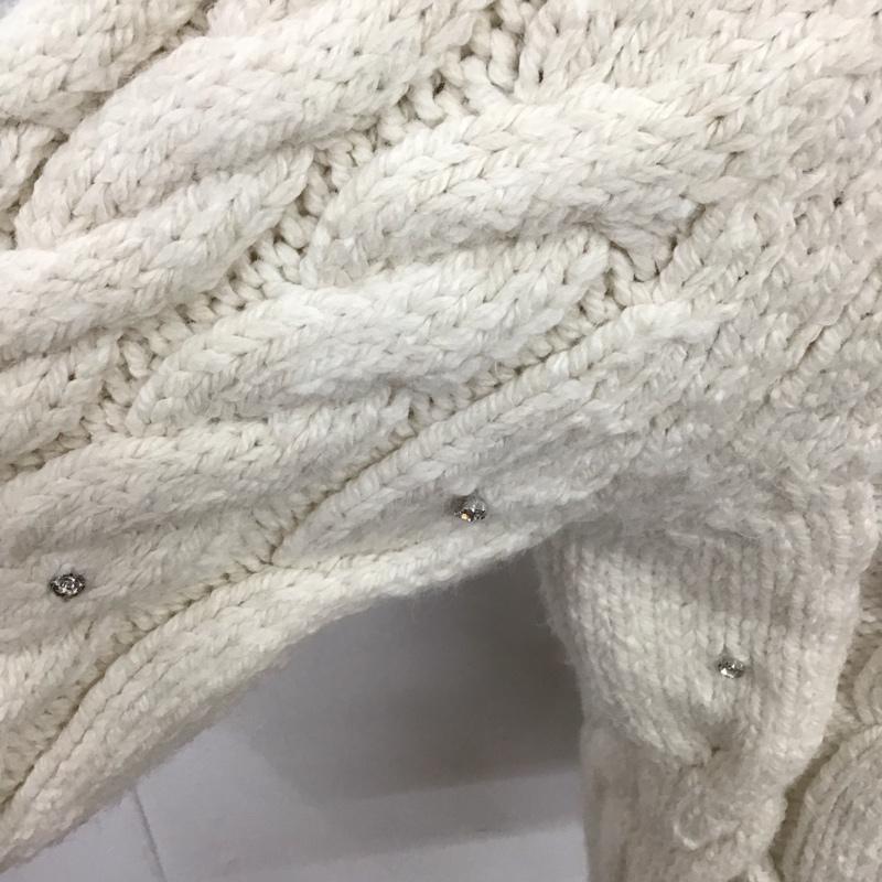 ザラ ZARA ニット、セーター 長袖 6771 161 712 クルーネック ケーブル ビジュー S オフホワイト / オフホワイト / レディース USED 古着 中古 10124994
