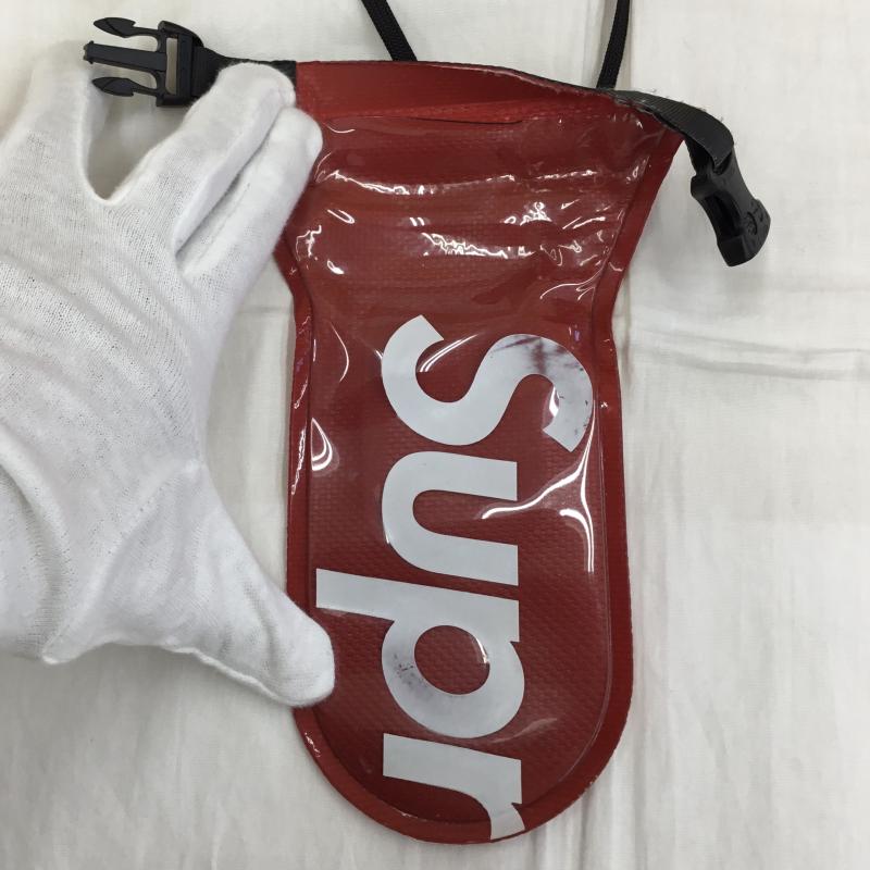 シュプリーム Supreme カードケース カードケース 18SS SealLine See Pouch ロゴ、文字 赤 / レッド / メンズ USED 古着 中古 10134783