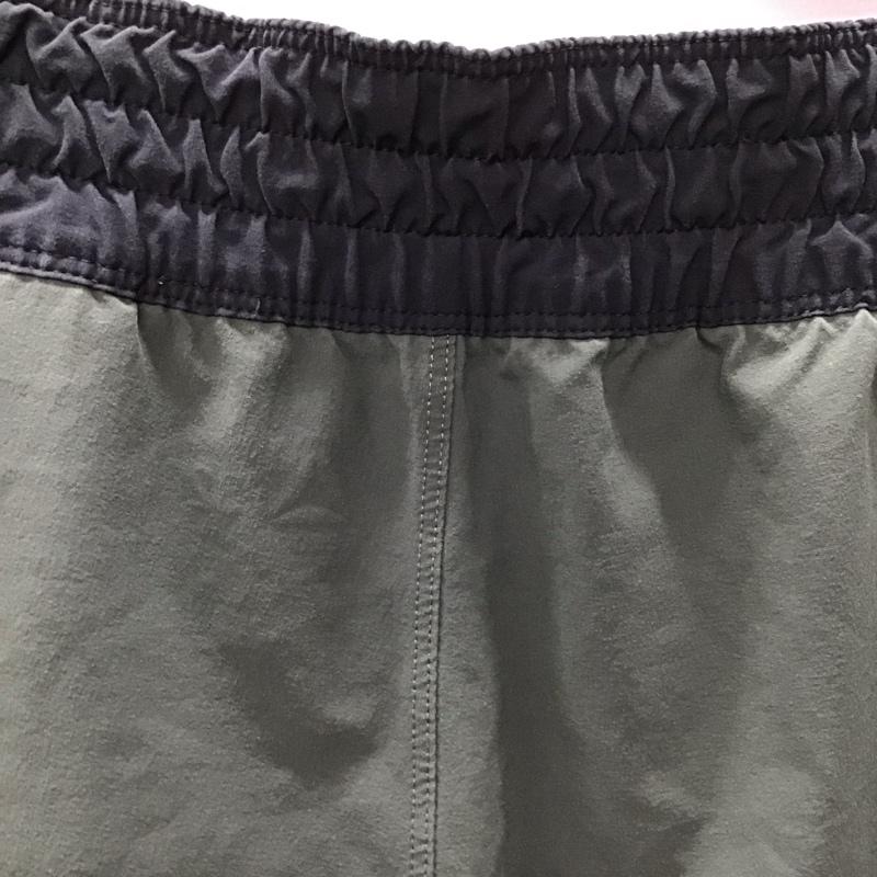 リーボック Reebok パンツ ショートパンツ ショートパンツ ハーフパンツ カジュアルパンツ スポーツウェア 32インチ ロゴ、文字 黒 / ブラック / X カーキ / カーキ / メンズ USED 古着 中古 10116899