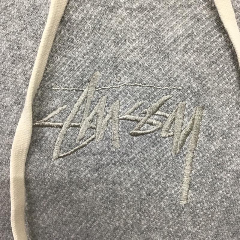 ステューシー STUSSY パーカー 長袖 c8-l127 Champion プルオーバーパーカー 長袖スウェット S ロゴ、文字 灰 / グレー /  メンズ USED 古着 中古 10124551