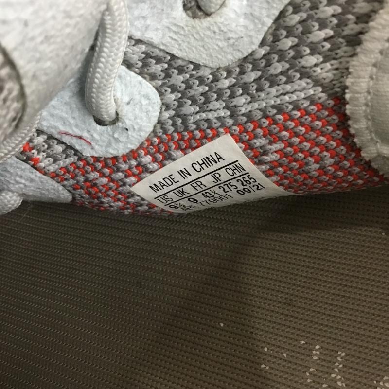 アディダス adidas スニーカー スニーカー B37571 YEEZY BOOST 350 V2 27.5cm 27.5cm ロゴ、文字 灰 / グレー / メンズ USED 古着 中古 10130773