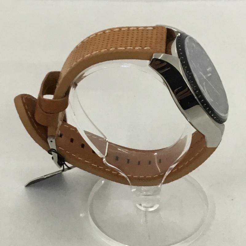 アルマーニエクスチェンジ A/X ARMANIEXCHANGE 腕時計 アナログ(クォーツ式) AX1608 レザーベルト ロゴ、文字 茶 / ブラウン / X 銀 / シルバー / X 黒 / ブラック / メンズ USED 古着 中古 10129462
