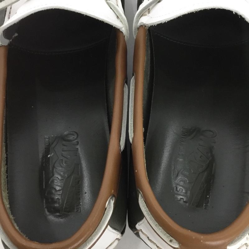 サルヴァトーレフェラガモ Salvatore Ferragamo カジュアルシューズ カジュアルシューズ デッキシューズ 10 2E ロゴ、文字 白 / ホワイト / X 茶 / ブラウン / X カーキ / カーキ / メンズ USED 古着 中古 10133283