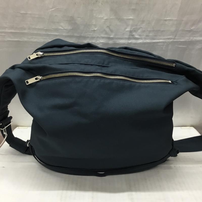 アンブッシュ AMBUSH ショルダーバッグ ショルダーバッグ 12111612 WAVES WASIT BAG タグ付き 無地 紺 / ネイビー / メンズ USED 古着 中古 10115587