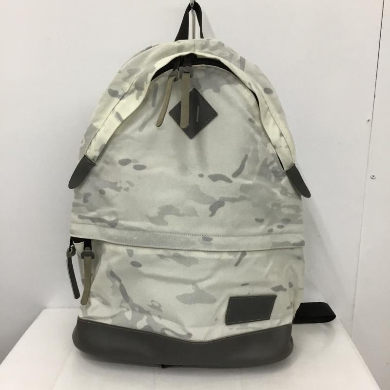 ザノースフェイス THE NORTH FACE リュックサック、デイパック リュックサック、デイバッグ A3G6P デイパック バックパック カモフラージュ柄・迷彩 白 / ホワイト / X 灰 / グレー / メンズ USED 古着 中古 10128071