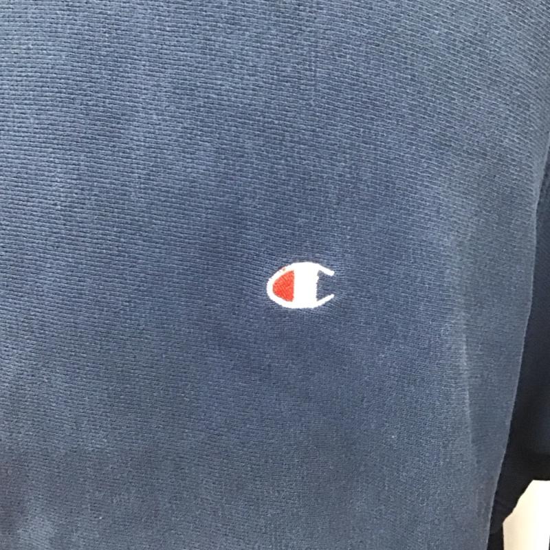 チャンピオン Champion トレーナー 長袖 USA製 スウェット 裏起毛 M ワンポイント 紺 / ネイビー / メンズ USED 古着 中古 10107645