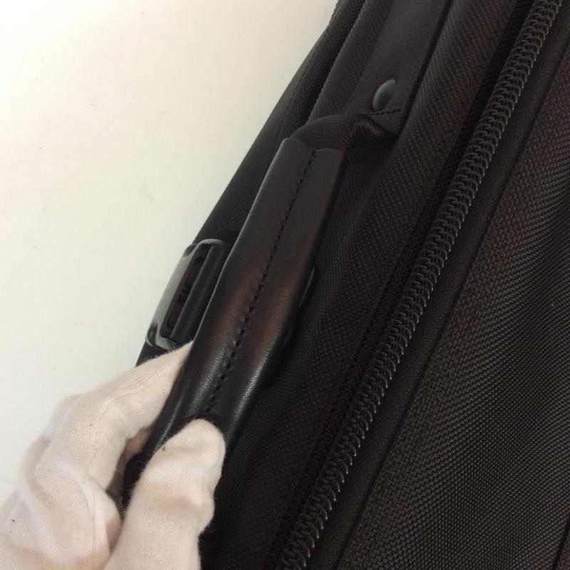 トゥミ TUMI ボストンバッグ ボストンバッグ 無地 黒 / ブラック / メンズ USED 古着 中古 10004197