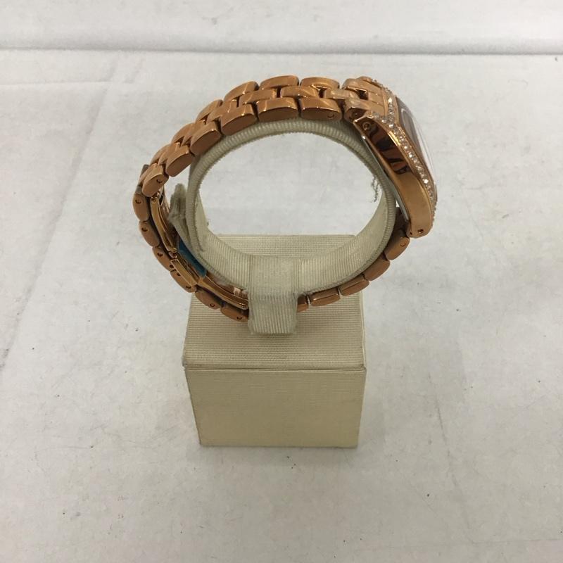 フォリフォリ Folli Follie 腕時計 アナログ(クォーツ式) WF8B026BP 箱有 ロゴ、文字 金 / ゴールド / レディース USED 古着 中古 10134356