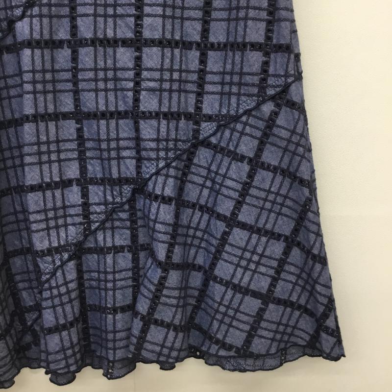 バーバリーブルーレーベル BURBERRY BLUE LABEL スカート ひざ丈スカート チェック 青 / ブルー / レディース USED 古着 中古 10134749