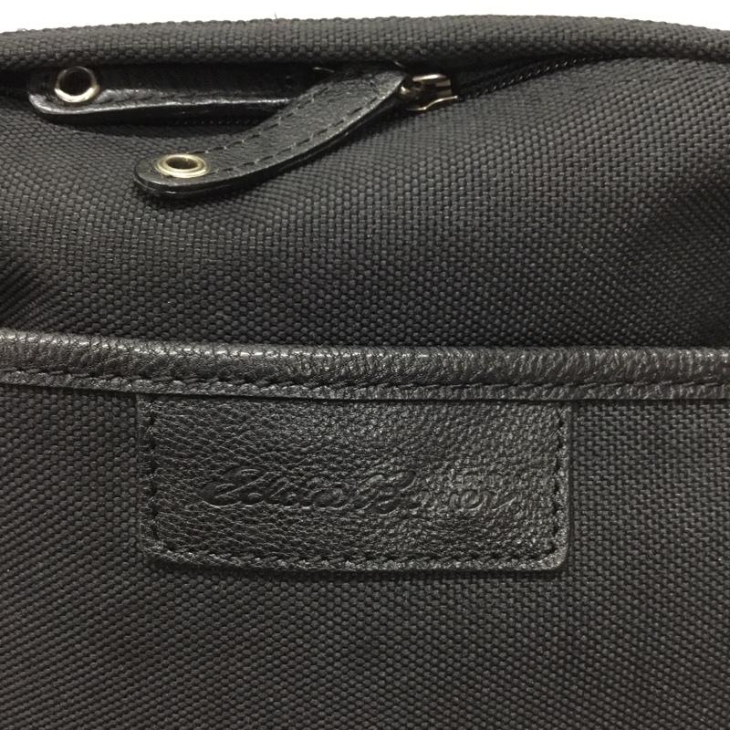 エディーバウアー Eddie Bauer ウエストバッグ ウエストバッグ 023-9206 ボディーバッグ ロゴ、文字 黒 / ブラック / メンズ USED 古着 中古 10115054