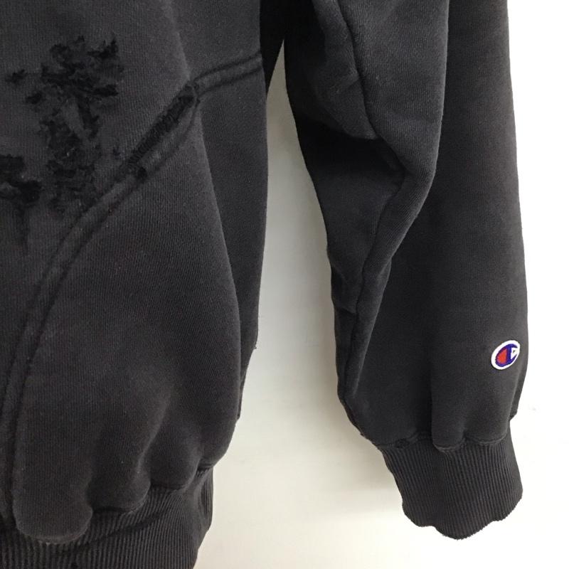 チャンピオン Champion パーカー 長袖 ジップアップパーカー 長袖パーカー フード付きパーカー ロゴ、文字 X ダメージ加工 黒 / ブラック /  メンズ USED 古着 中古 10124701