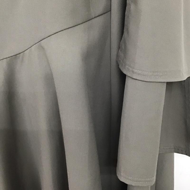 アズールバイマウジー AZUL BY MOUSSY スカート ロングスカート 268FSC31-032E アシンメトリースカート ロングフレアスカート S 無地 灰 / グレー / レディース USED 古着 中古 10136504