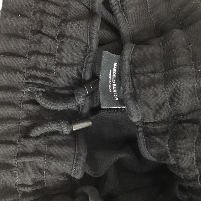 マルセロ・バーロン MARCELO BURLON パンツ ワークパンツ、ペインターパンツ ワイドパンツ カジュアルパンツ ワークパンツ 無地 黒 / ブラック / メンズ USED 古着 中古 10127667
