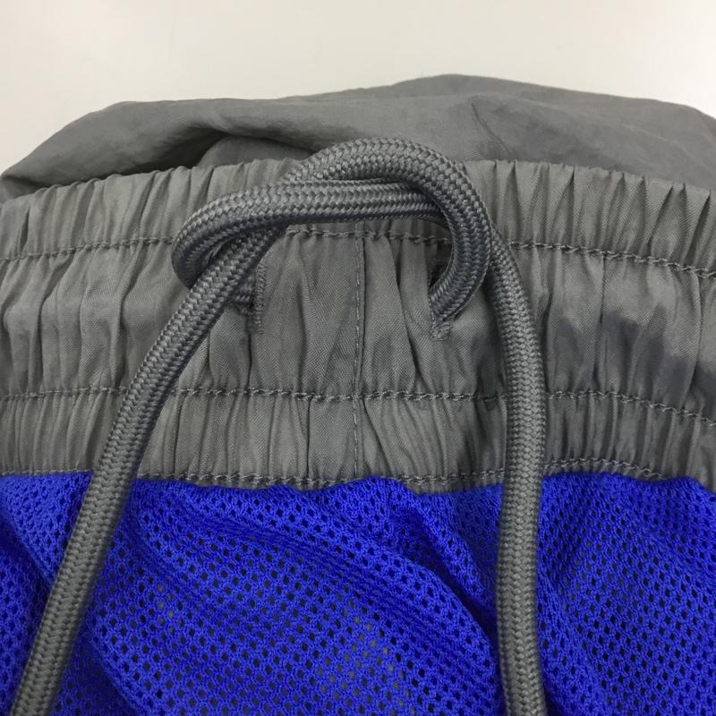 ナイキ NIKE パンツ ワークパンツ、ペインターパンツ fd0949-029 スポーツウェア ナイロンパンツ ワイドパンツ カジュアルパンツ M ロゴ、文字 灰 / グレー / メンズ USED 古着 中古 10110990