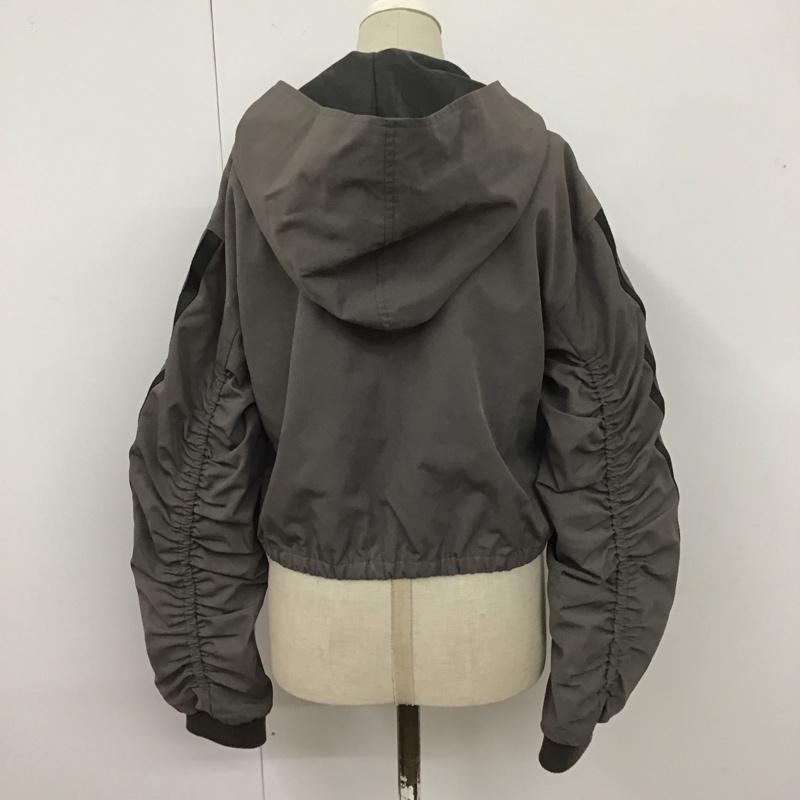 ジェイダ GYDA ジャケット、上着 ジャンパー、ブルゾン 072020220201 ラインショートブルゾン FREE 無地 マルチカラー / マルチカラー / レディース USED 古着 中古 10110502
