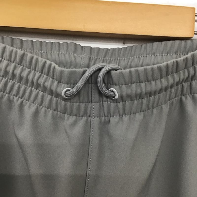 アディダス adidas パンツ ワークパンツ、ペインターパンツ ジャージパンツ ワイドパンツ カジュアルパンツ XL ロゴ、文字 灰 / グレー / メンズ USED 古着 中古 10132604
