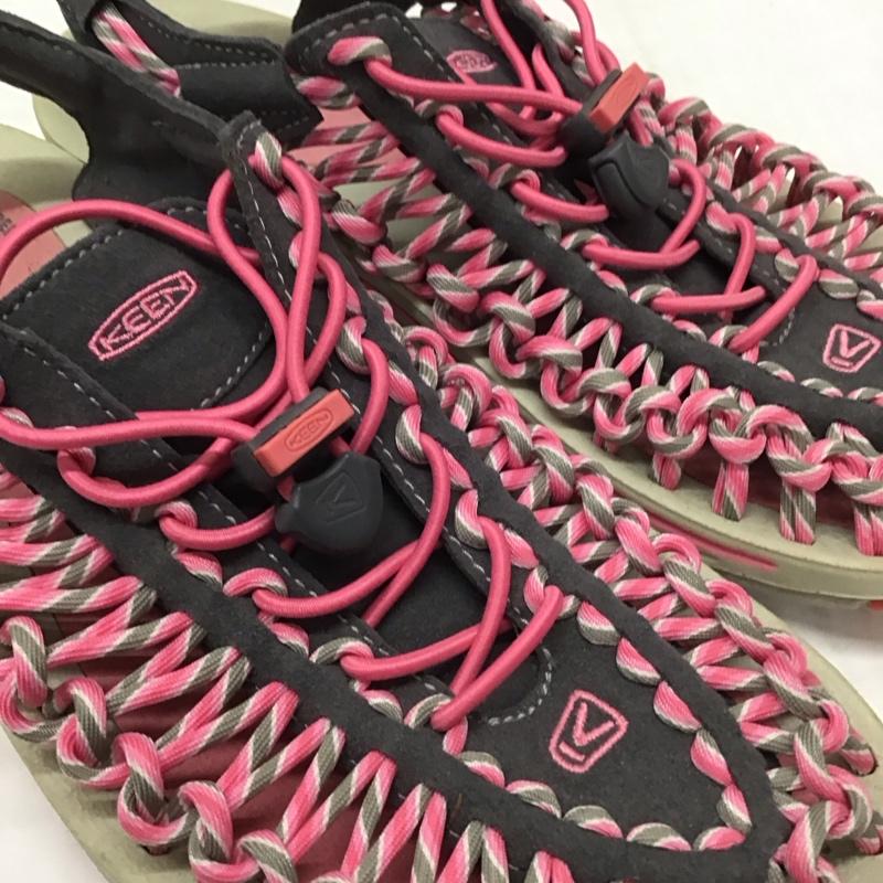 キーン KEEN サンダル サンダル 1014629 UNEEK SLICE FADE 24.5cm 24.5cm ロゴ、文字 桃 / ピンク / X 灰 / グレー / レディース USED 古着 中古 10115667