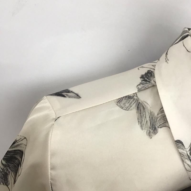 ザラ ZARA シャツ、ブラウス 半袖 半袖シャツ プリントシャツ カラーシャツ S プリント 白 / ホワイト / X 黒 / ブラック / レディース USED 古着 中古 10126934