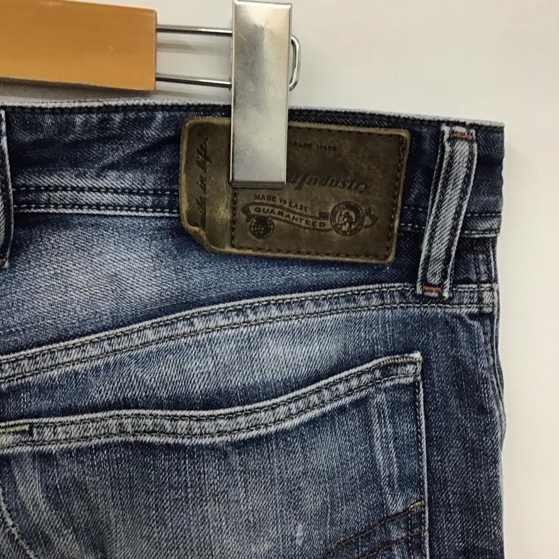 ディーゼル DIESEL パンツ デニム、ジーンズ デニムパンツ ストレートパンツ ワイドパンツ カジュアルパンツ 32インチ ダメージ加工 インディゴ / インディゴ /  メンズ USED 古着 中古 10122035