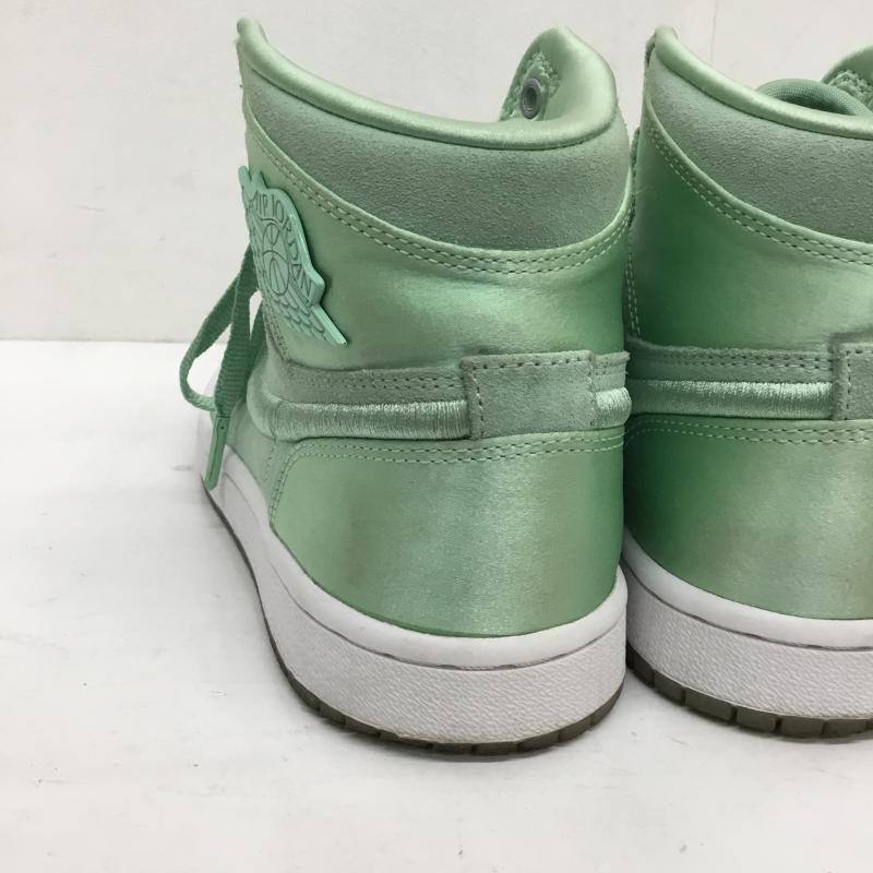 ナイキ NIKE スニーカー スニーカー AO1847-345 WMNS AIR JORDAN 1 RET HIGH SOH 23.5cm ロゴ、文字 薄緑 / ライトグリーン / レディース USED 古着 中古 10129682