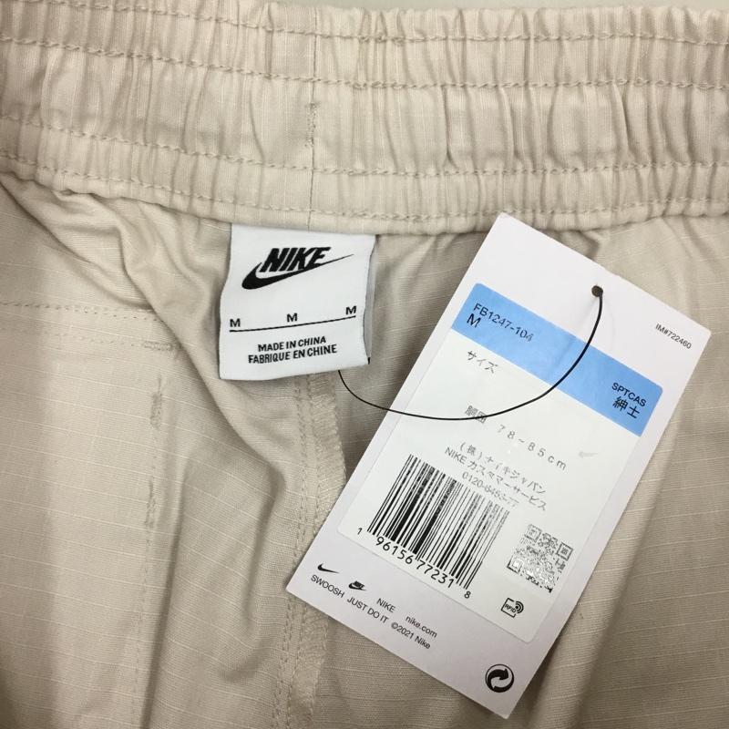 ナイキ NIKE パンツ ショートパンツ fb1247-104 クラブカーゴショート ショートパンツ スポーツウェア M ロゴ、文字 オフホワイト / オフホワイト / メンズ USED 古着 中古 10116594