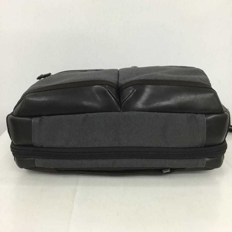 トゥミ TUMI ブリーフケース、書類かばん ブリーフケース、書類かばん ALPHA BRAVO ショルダーバッグ ロゴ、文字 灰 / グレー / メンズ USED 古着 中古 10136915