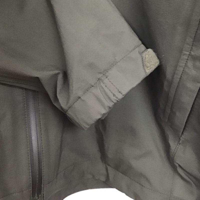ザノースフェイス THE NORTH FACE ジャケット、上着 ジャケット、ブレザー np12306 ナイロンジャケット アウター ジップアップパーカー L ロゴ、文字 カーキ / カーキ / メンズ USED 古着 中古 10138779