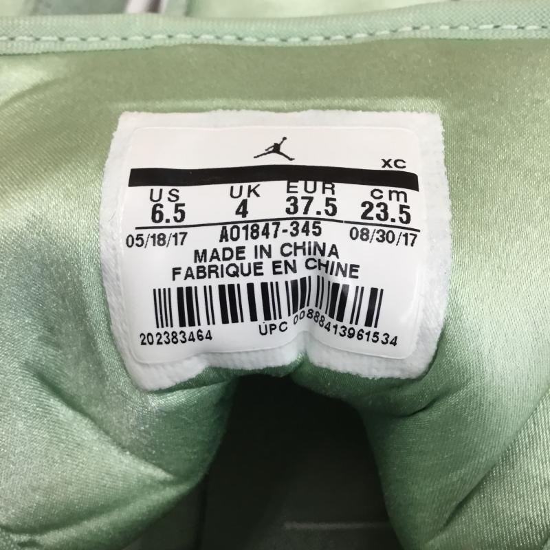 ナイキ NIKE スニーカー スニーカー AO1847-345 WMNS AIR JORDAN 1 RET HIGH SOH 23.5cm ロゴ、文字 薄緑 / ライトグリーン / レディース USED 古着 中古 10129682