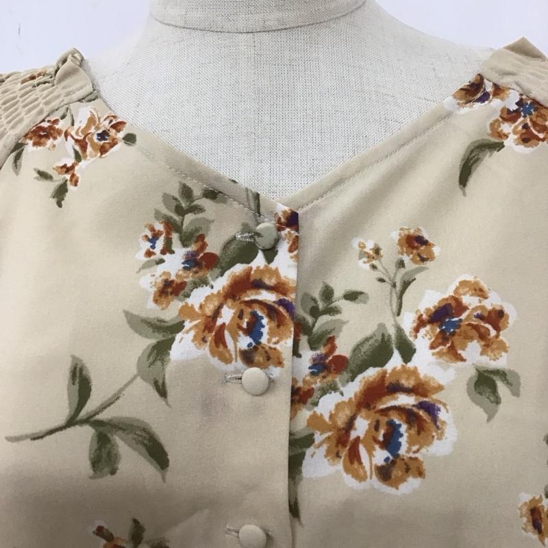 ワンアフター アナザー ナイスクラップ one after another NICE CLAUP カットソー 長袖 300260 フルールレトロブラウス Vネック FREE 花柄 ベージュ / ベージュ /  レディース USED 古着 中古 10108317