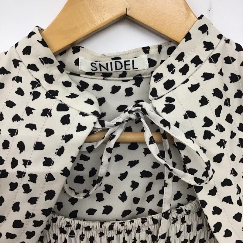 スナイデル SNIDEL ワンピース ロングスカート swf0215033 長袖ロングワンピース フレアスカート 1 プリント 黒 / ブラック / X ベージュ / ベージュ / レディース USED 古着 中古 10137572