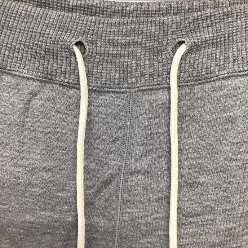 ナイキ NIKE パンツ ワークパンツ、ペインターパンツ ワークパンツ ワイドパンツ カジュアルパンツ スウェットパンツ M ロゴ、文字 灰 / グレー / メンズ USED 古着 中古 10134575
