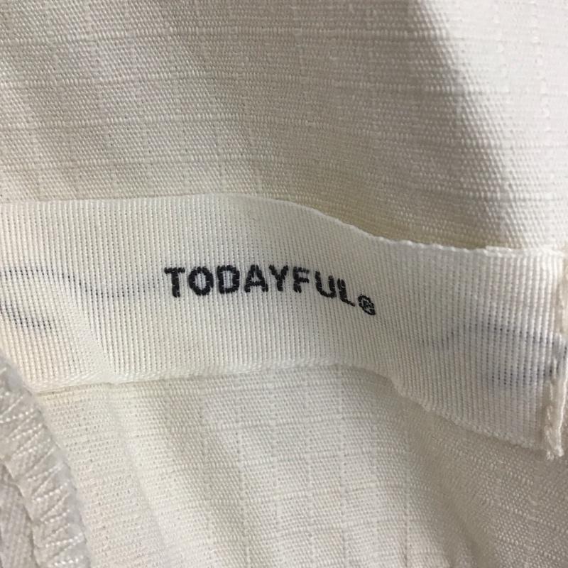 トゥデイフル TODAYFUL コート コート一般 11820325 ヴィンテージサージカルガウン 36 無地 アイボリー / アイボリー / レディース USED 古着 中古 10128948
