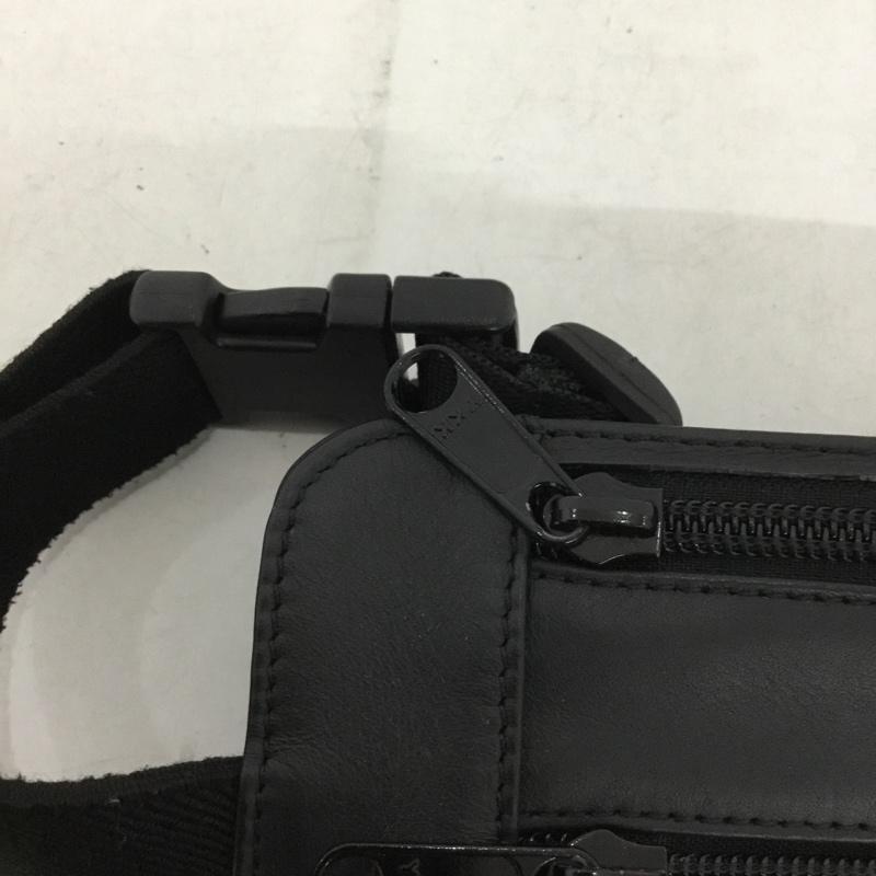 シュプリーム Supreme ウエストバッグ ウエストバッグ 19SS Leather Waist Shoulder Pouch Bag 箱有 ロゴ、文字 黒 / ブラック / メンズ USED 古着 中古 10133917