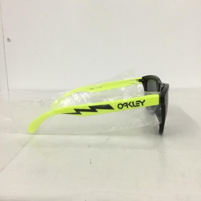 ダブルタップス W)TAPS めがね・サングラス サングラス OAKLEY OO9245-34 FROGSKINS 16SS ロゴ、文字 黒 / ブラック / X 黄 / イエロー / メンズ USED 古着 中古 10132040