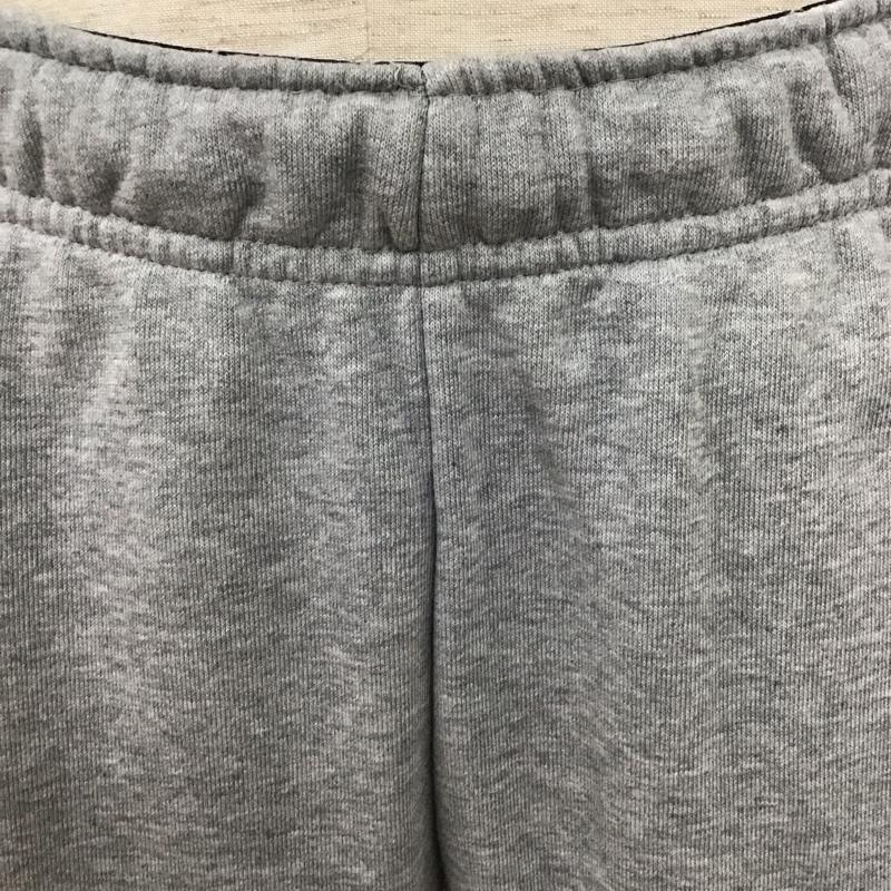 ナイキ NIKE ボトムス ボトムス cz6380-063 テーパードトレーニングパンツ スウェットパンツ スポーツウェア M ロゴ、文字 灰 / グレー / メンズ USED 古着 中古 10109792