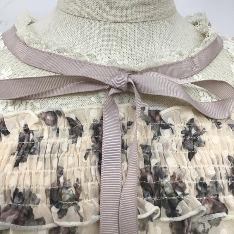 アクシーズファム axes femme カットソー 半袖 半袖カットソー 花柄シャツカットソー フレアカットソー M 総柄 X 花柄 マルチカラー / マルチカラー / レディース USED 古着 中古 10107718