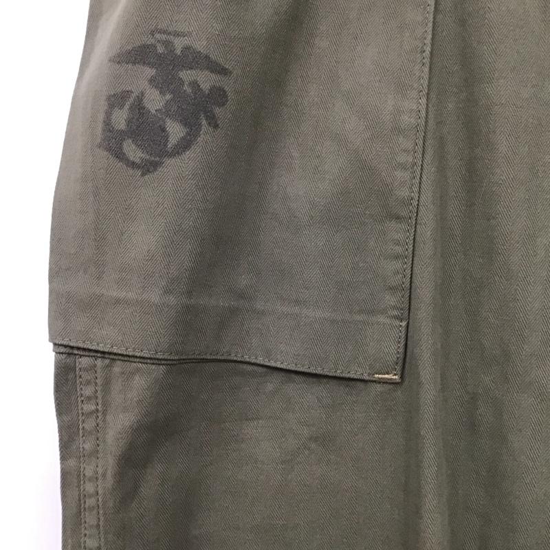 フリーホイーラーズ FREEWHEELERS パンツ ワークパンツ、ペインターパンツ USMCDEVILDOGM-1944 VintageStyleHeavyWeightYarnDyedHerringboneTwill ミリタリーパンツ 38インチ ロゴ、文字 カーキ / カーキ / メンズ USED 古着 中古 10129034