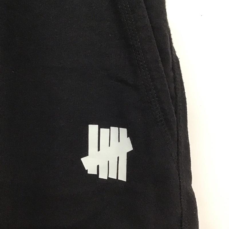 アンディフィーテッド UNDEFEATED パンツ ショートパンツ 191077207044 スウェットパンツ ハーフパンツ XL ロゴ、文字 黒 / ブラック /  メンズ USED 古着 中古 10123014