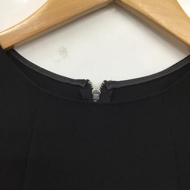 ジルスチュアート JILLSTUART トップス トップス 092-6110046 ノースリーブ 袖フリル M 無地 黒 / ブラック / レディース USED 古着 中古 10129159