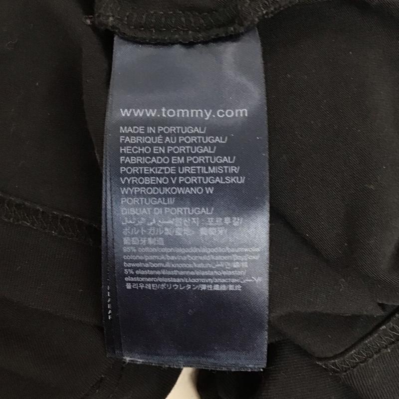 トミーヒルフィガー TOMMY HILFIGER Tシャツ 半袖 半袖カットソー プリントTシャツ Vネックカットソー XL ロゴ、文字 黒 / ブラック / メンズ USED 古着 中古 10124350