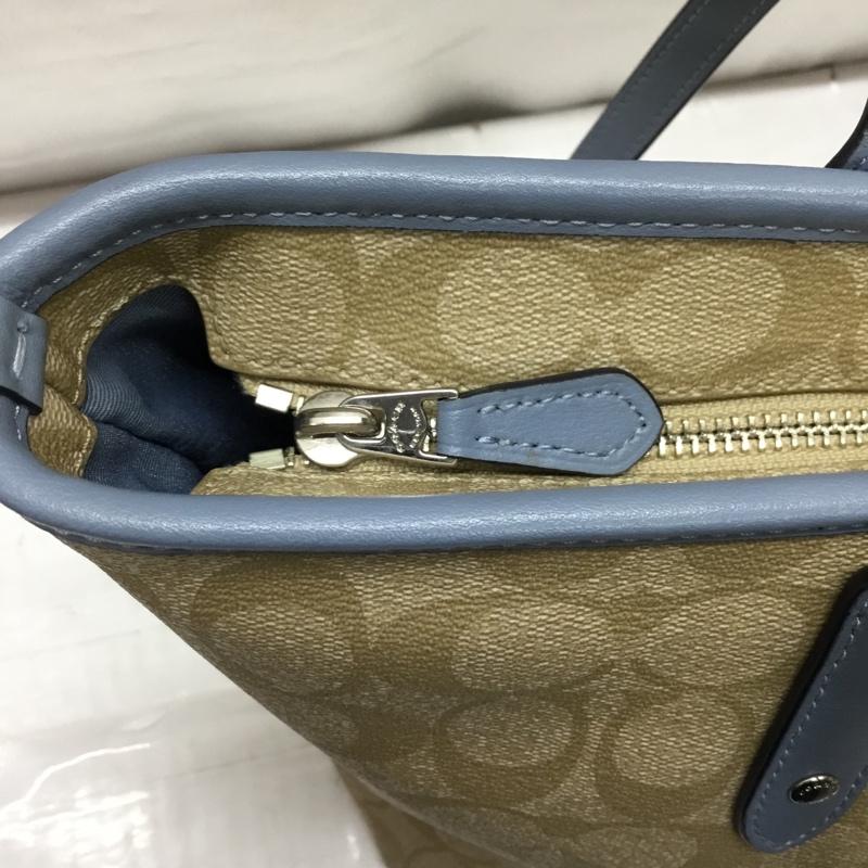 コーチ COACH トートバッグ トートバッグ F58292 シグネチャー ロゴ、文字 ベージュ / ベージュ / X 水色 / ライトブルー / レディース USED 古着 中古 10106903