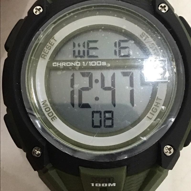 フィラ FILA 腕時計 デジタル 38-132 箱有 ロゴ、文字 カーキ / カーキ / X 黒 / ブラック / メンズ USED 古着 中古 10134482