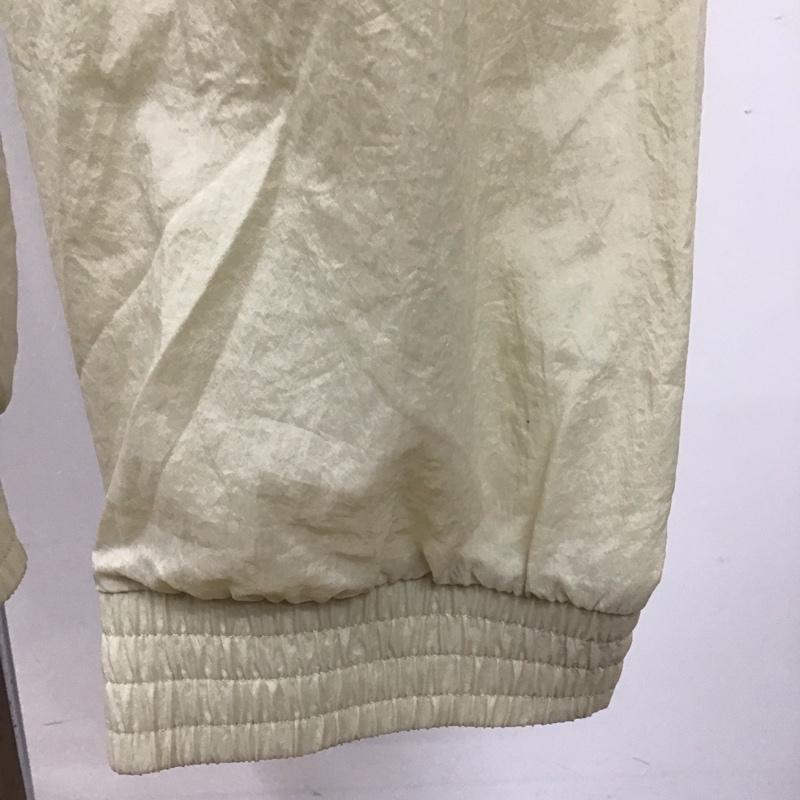 ナイキ NIKE パンツ ワークパンツ、ペインターパンツ dq5044-206 ウーブンパンツ ラタン サッカーフットサルウェアー ジャージ XL ロゴ、文字 オフホワイト / オフホワイト / メンズ USED 古着 中古 10112726