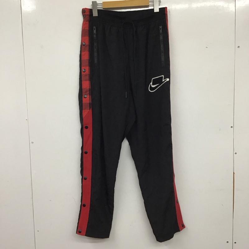 ナイキ NIKE パンツ ワークパンツ、ペインターパンツ 19SS ナイロンパンツ ワイドパンツ スポーツウェア M ロゴ、文字 黒 / ブラック / メンズ USED 古着 中古 10136201