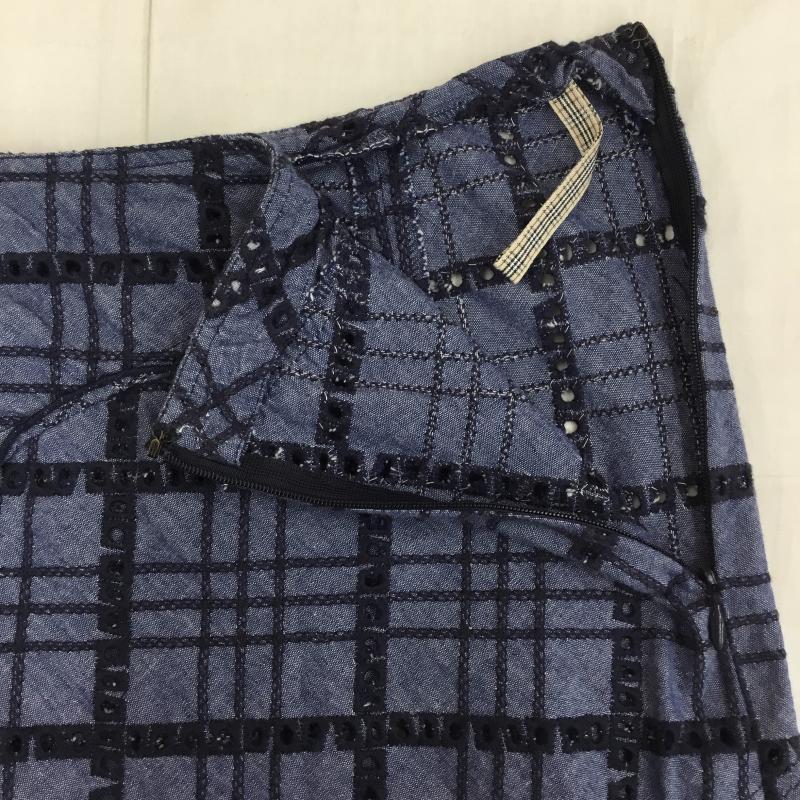 バーバリーブルーレーベル BURBERRY BLUE LABEL スカート ひざ丈スカート チェック 青 / ブルー / レディース USED 古着 中古 10134749