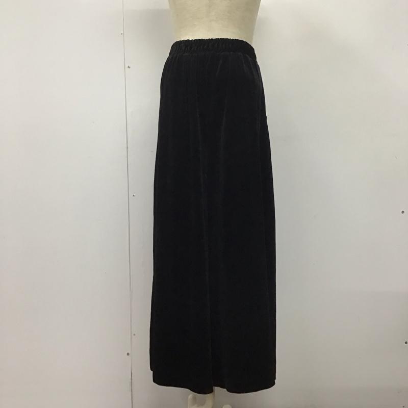 セシルマクビー CECIL McBEE セットアップ セットアップ セットアップ キャミソール ワイドパンツ 2点セット ヴェルベット M 無地 黒 / ブラック / レディース USED 古着 中古 10138402