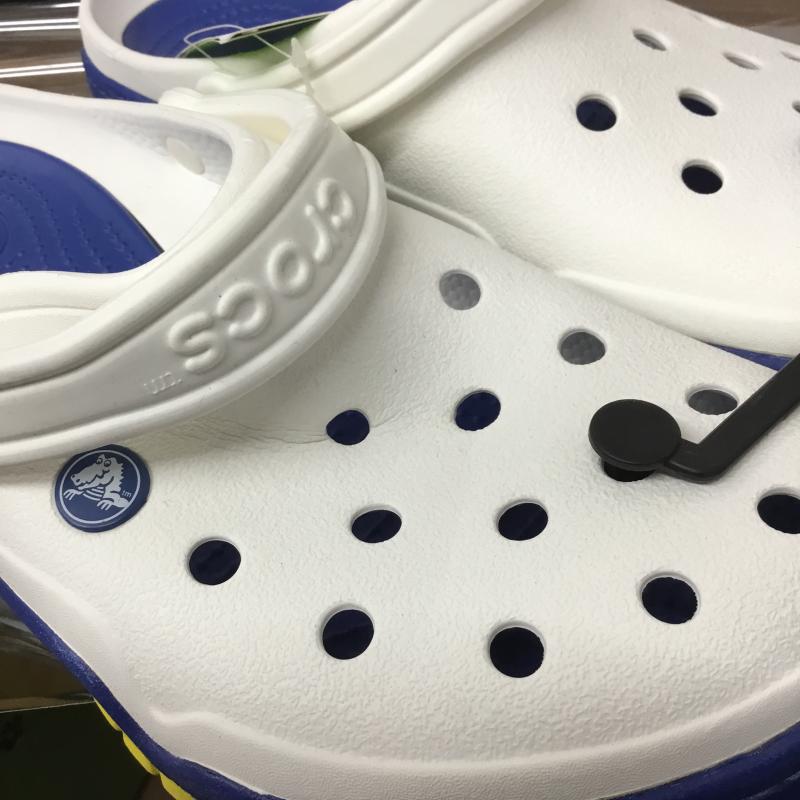 クロックス crocs サンダル サンダル front court clog フロントコート 27.0cm 無地 白 / ホワイト / X 青 / ブルー / X 黄 / イエロー / メンズ USED 古着 中古 10125500