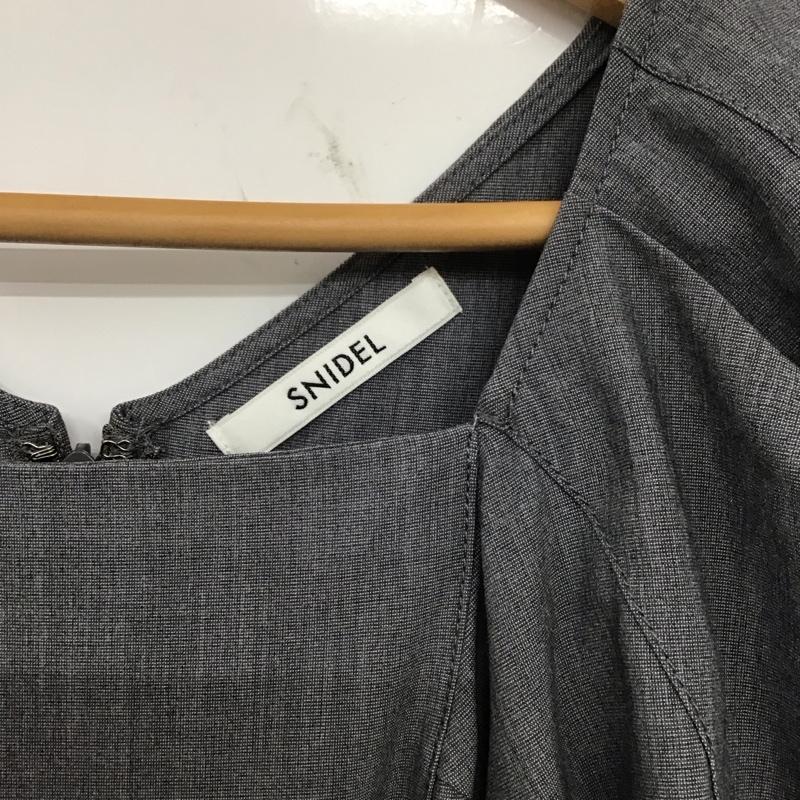 スナイデル SNIDEL ワンピース・ドレス・オールインワン ワンピース・ドレス・オールインワン SWFO231101 サイドスリットオールインワン 半袖 パンツ 0 無地 灰 / グレー / レディース USED 古着 中古 10136018