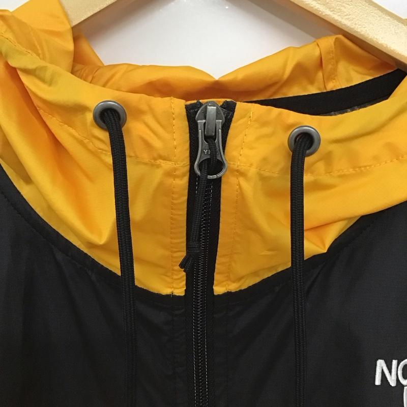ザノースフェイス THE NORTH FACE ジャケット、上着 ジャケット、ブレザー nf0a4qz7 ジップアップジャケット ナイロンパーカー アウター XL ロゴ、文字 黒 / ブラック / X 黄 / イエロー / メンズ USED 古着 中古 10133613