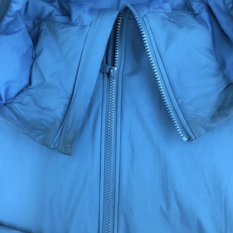 アークテリクス ARC TERYX ジャケット、上着 ジャンパー、ブルゾン 24108-129851 Atom LT Hoody M ロゴ、文字 X 刺繍 青 / ブルー / メンズ USED 古着 中古 10139147
